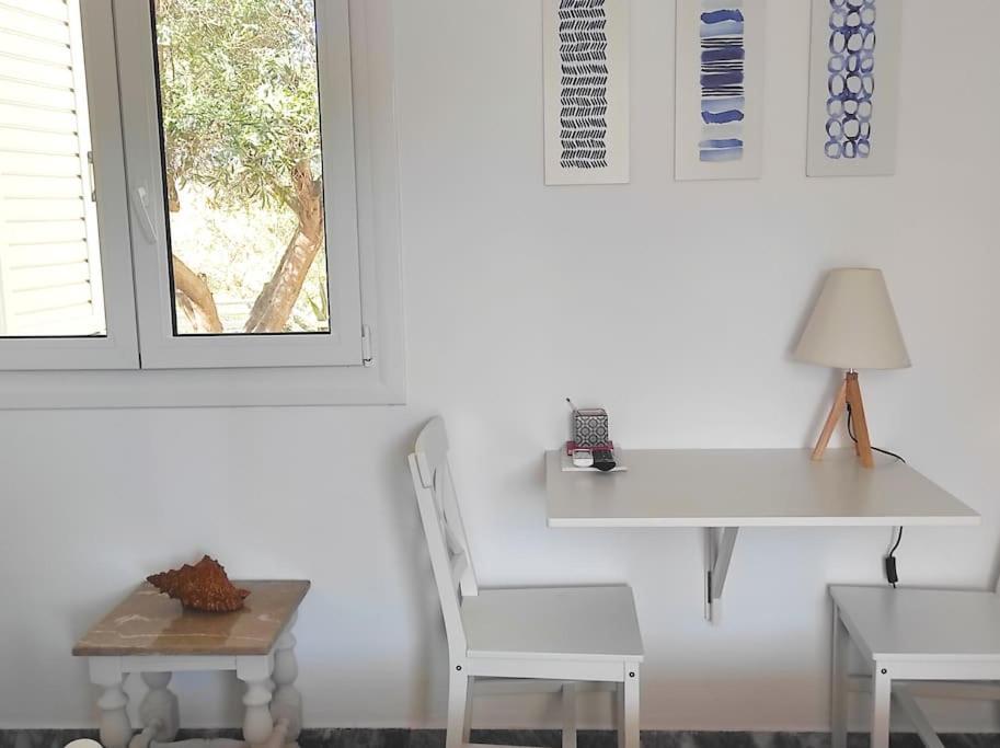 White Villa In Olive Trees And Seaview To Panagia Almiropótamos Exteriér fotografie